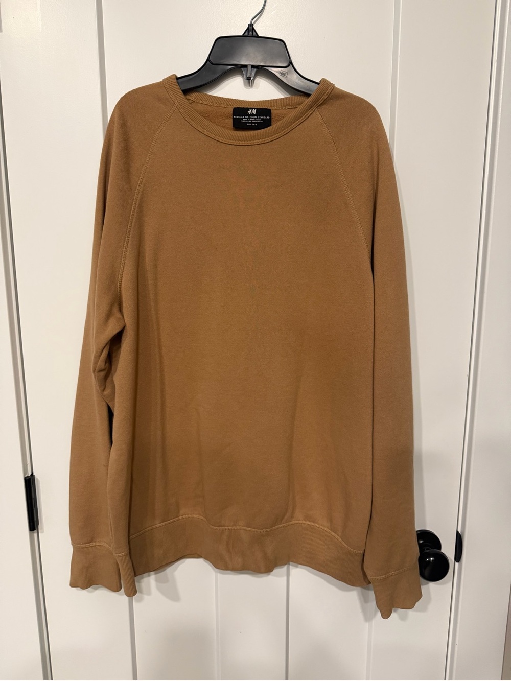 H&M Men’s Crewneck Sweatshirt - Camel Brown Size Large